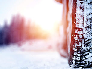 Sommerreifen im Winter. Was im Schadenfall passiert.